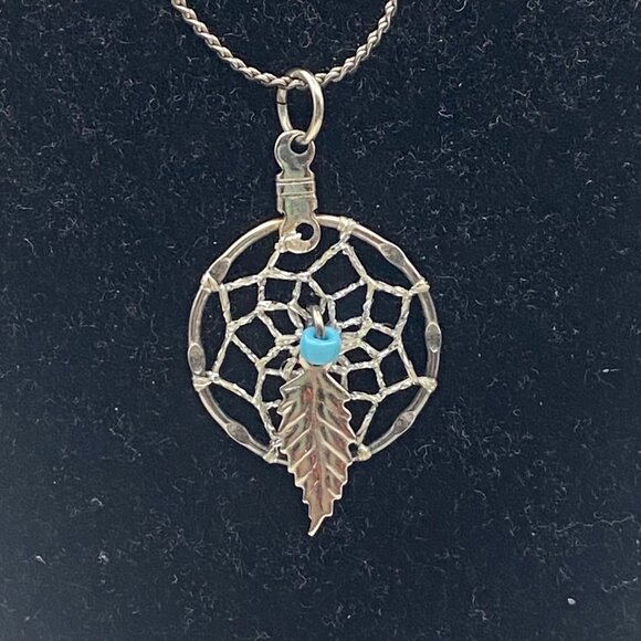 Vintage Sterling Silver Dreamcatcher Pendant Necklace 18" Feather Boho Western - Picture 2 of 10